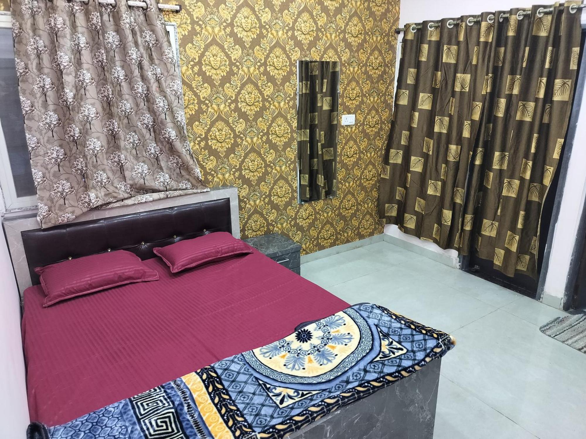 Shiv Shakti Homestay Ujjain Exteriör bild